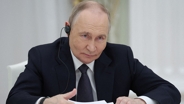 Putin'den Mısır'a 'İlişkileri güçlendirelim' mesajı