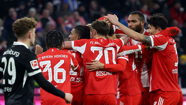 Bayern Münih, 2-0 geriye düştüğü maçta farka gitti!