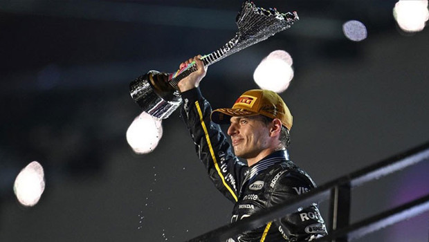 Las Vegas'ta zafer Max Verstappen'in
