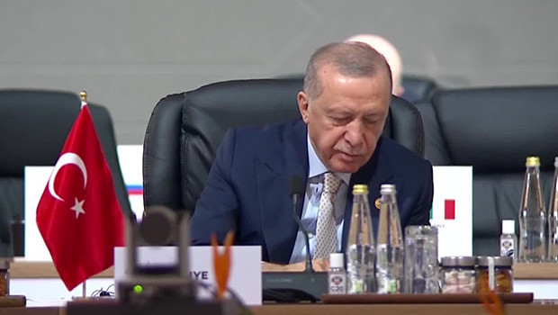 Cumhurbaşkanı Erdoğan G-20'deki oturuma katıldı