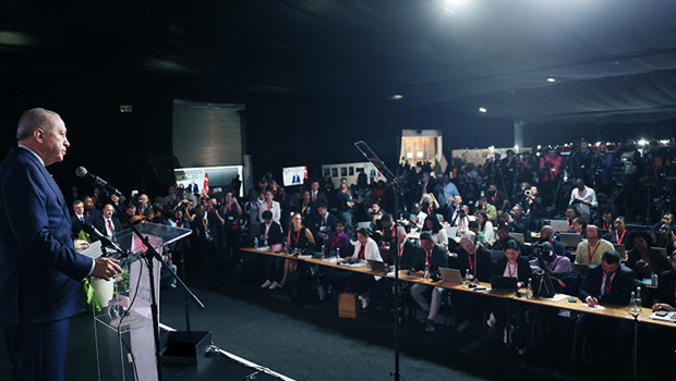 Cumhurbaşkanı Erdoğan'ın basın toplantısına gazetecilerden yoğun ilgi