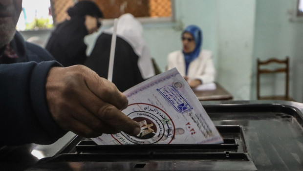 Mısır'da meclis seçimlerinin ikinci turu başladı