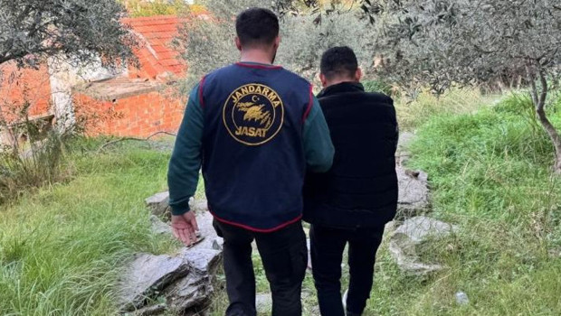 Aydın'da firari şüpheli metruk bir binada saklanırken yakalandı