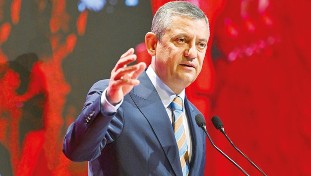 CHP’de kurultay hazırlığı başladı... Özel’den ‘anahtar liste’ mesaisi