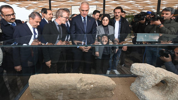 Taş Tepeler’de 30 yeni bulgu! Bakan Ersoy yeni keşifleri tanıttı