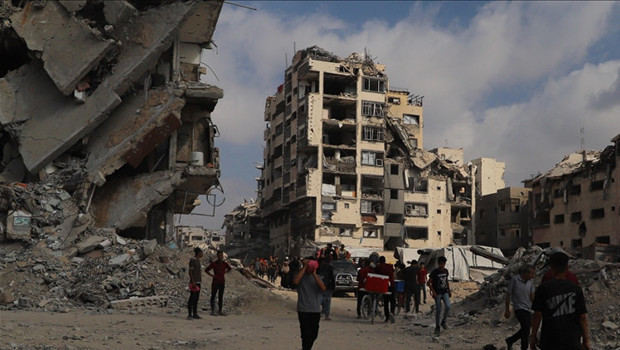 İsrail'in Gazze'ye saldırılarında 10 kişi öldürüldü