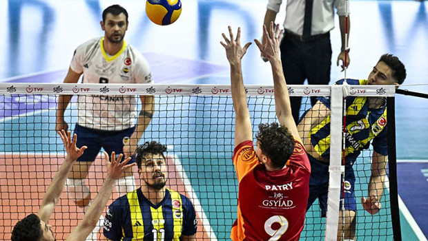 Efeler derbisi Galatasaray'ın!