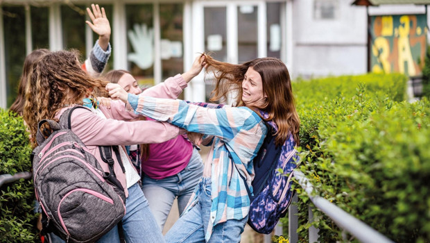 Akran zorbalığında veliler endişeli