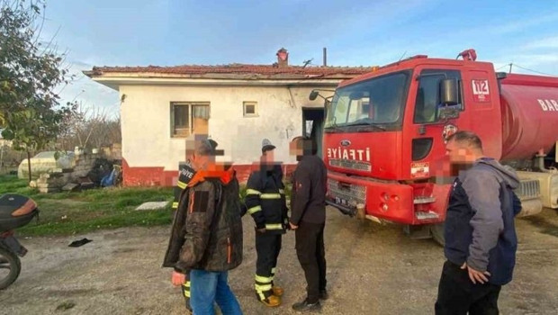 Uyudukları sırada diri diri yaktı: 1 ölü, 1 yaralı