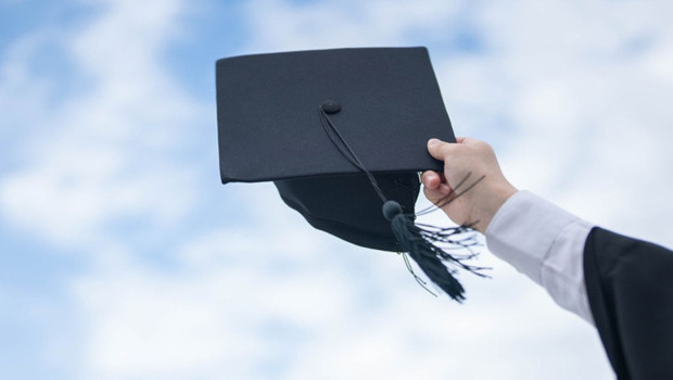 15 yaşındaki dahi, kuantum fiziğinde doktora yaptı