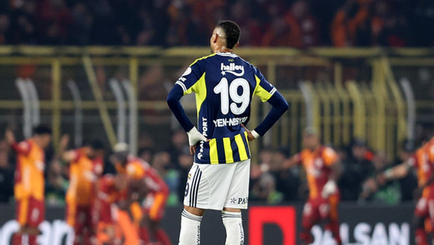 Fenerbahçe'de En-Nesyri'ye ıslıklı protesto!