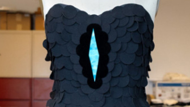 Dünyanın en siyah kumaşı üretildi