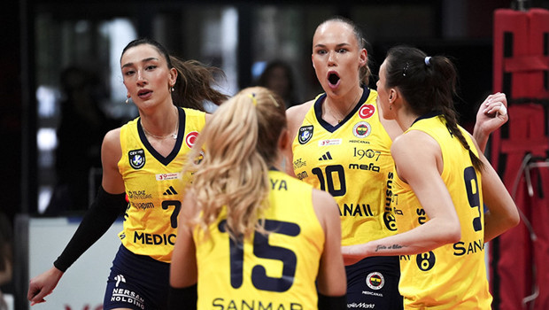 Fenerbahçe Medicana, İlbank'a set vermedi!