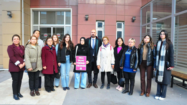 Boşanma aşamasındaki eşi tarafından 5 yerinden bıçaklanan kadın: Öldüğümü zannederek beni bıraktı