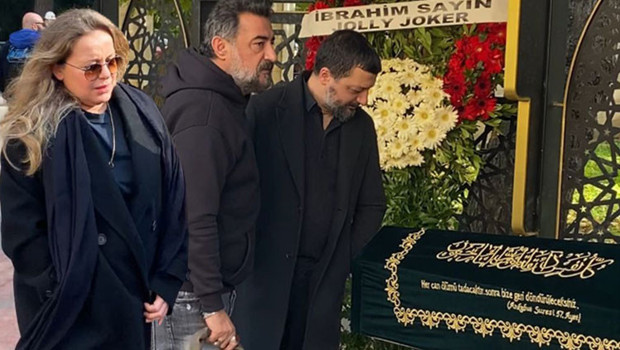 7.5 aylık hamile eşi yalnız bırakmadı! Mehmet Erdem'in baba acısı...