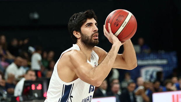 Anadolu Efes'ten sakatlık açıklaması!