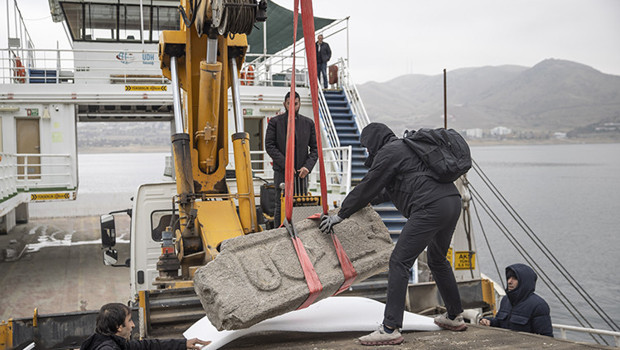 Tunceli'de sular çekilince ortaya çıktı! 2 metre uzunluğunda, 1 metre genişliğinde | 'Çok önemli bir operasyona imza attık'
