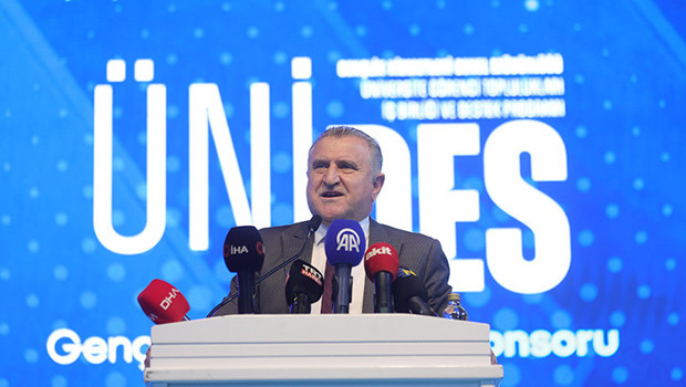 Bakan Bak: Türkiye Yüzyılı, gençlerin, bilimin, ülkemizin yüzyılı olacak