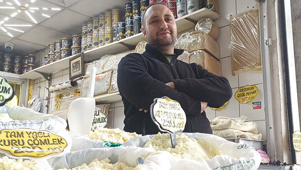 3 kuşaktır peynircilik yapan esnaf anlattı: İşte kaliteli peyniri anlamanın püf noktası