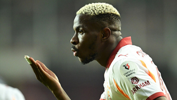 Galatasaray'da Victor Osimhen cezalı duruma düştü!