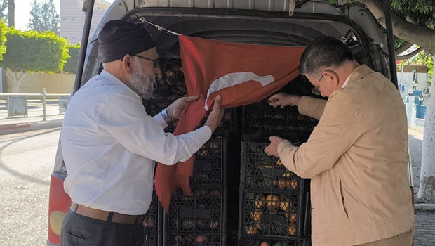 Yüreklere dokunan iyilik engel tanımadı, yine Mehmetçik için yola düştü | Kendi bahçesini don vurunca Hatay'dan destek geldi