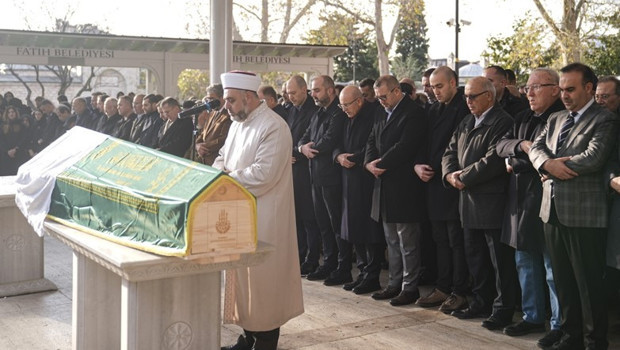 TCMB Başkanı Fatih Karahan'ın annesi Uşak'ta ebediyete uğurlandı