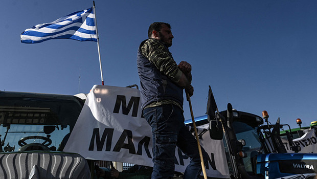 Türkiye sınırındaki TIR trafiği, Yunanistan'daki eylemlerden etkileniyor