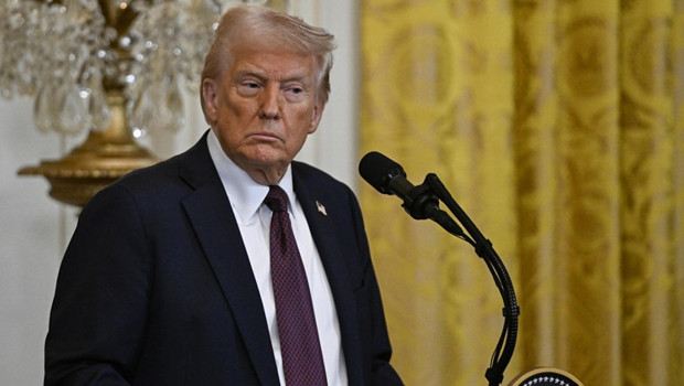 Venezuela rejiminin "Yabancı Terör Örgütü" olarak tanımlandığını duyurdu! Trump: Tam abluka emri veriyorum