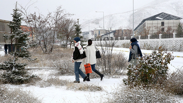 Bitlis'te okullara kar tatili
