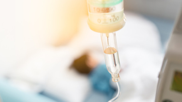 Sadece grip sandılar ama virüs 4 yaşındaki kızın beyninde hasar bıraktı... Uyanıp uyanmayacağı bile bilinmiyor