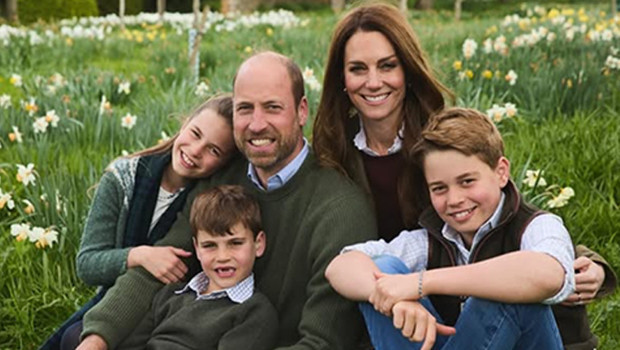 Ünlü aileden beklenen görüntü geldi