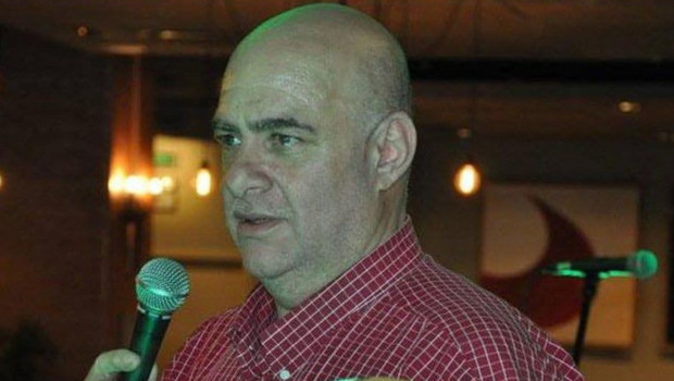 Eski milli basketbolcu balkondan düşerek hayatını kaybetti