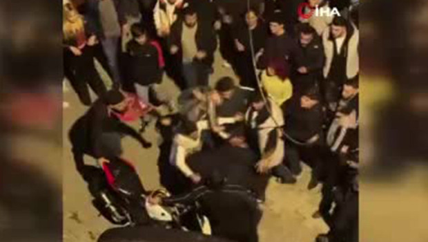 Asker eğlencesinde tekmeli yumruklu kavga