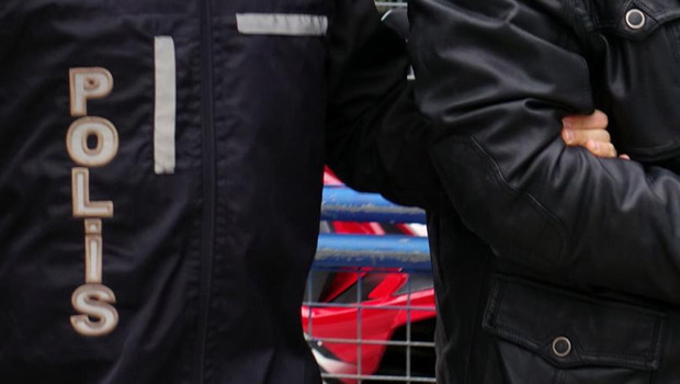 Uyuşturucu soruşturmasında gözaltına alınan 7 şüpheli adliyeye sevk edildi