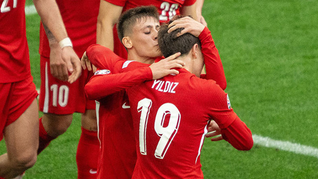 2025'in en iyi 20 yaş altı takımı duyuruldu: İki milli yıldıza büyük onur!