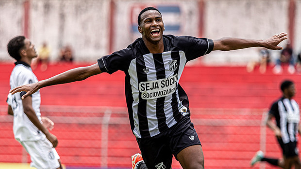 Göztepe bir transferi daha bitirdi: Brezilya golcüde anlaşma tamam!