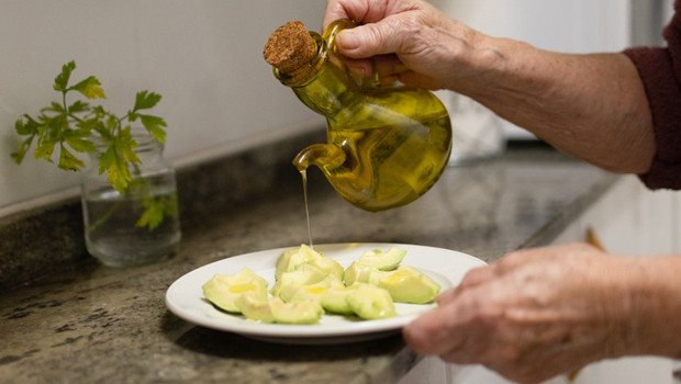 Daha uzun ömrün yolu bunlardan geçiyor! İşte sağlıklı yaş almanın 5 sırrı