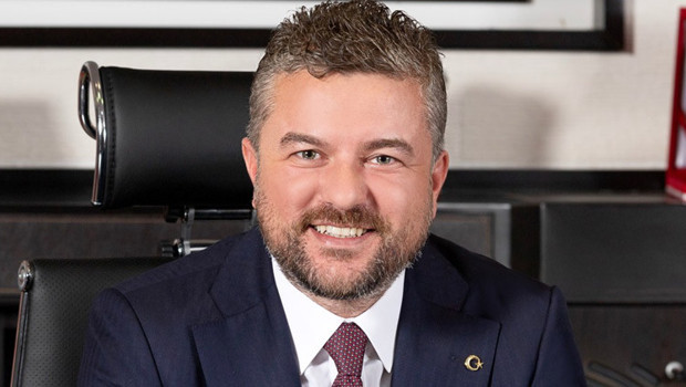 İşçilerin maaş eylemi sırasında tatile gitmesi eleştirilen Buca Belediye Başkanı Duman'dan açıklama