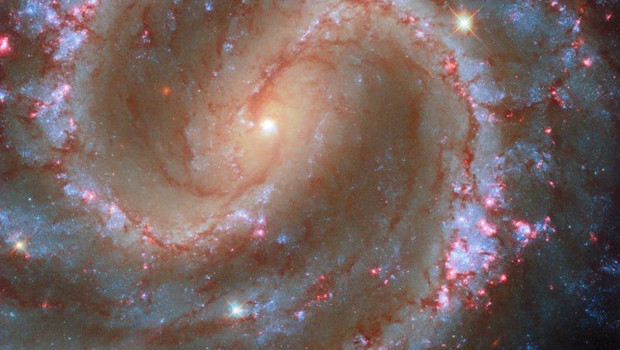 “Kayıp” galaksiyi Hubble görüntüledi