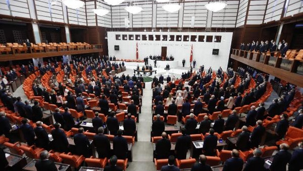 EN DÜŞÜK EMEKLİ ZAMMI MECLİSTEN NE ZAMAN GEÇECEK