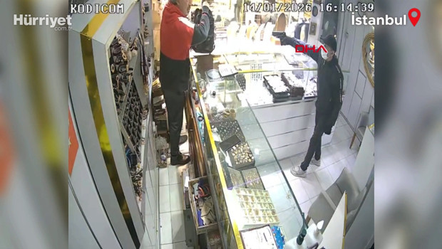 Bahçelievler'de Maske Takmış Hırsızın Altın Soygunu!