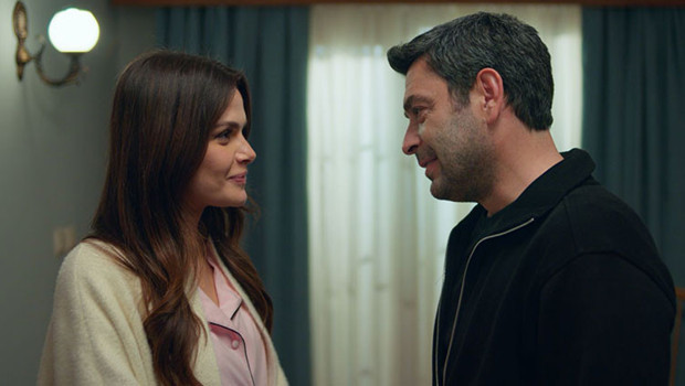 Uzak Şehir'de aşk zirvede!