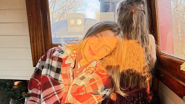 5 yaşındaki kızını yüzünü kimselere göstermeden büyüttü