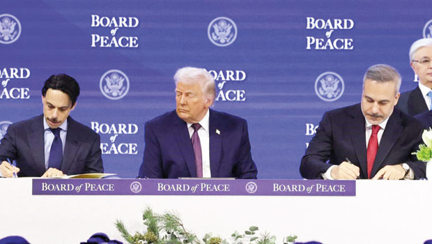 Gazze’den dünyaya yeni barış dönemi... Barış Kurulu imzaları Davos’ta atıldı