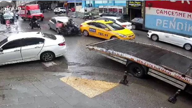 Aynasını Kıran Motokuryeye Araba İle Çarpan Sanığa Şok Ceza!