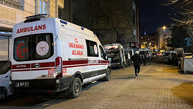 Esenyurt'ta Silahlı Çatışma: Bir Ölüm, İki Yaralı! Neler Oluyor?