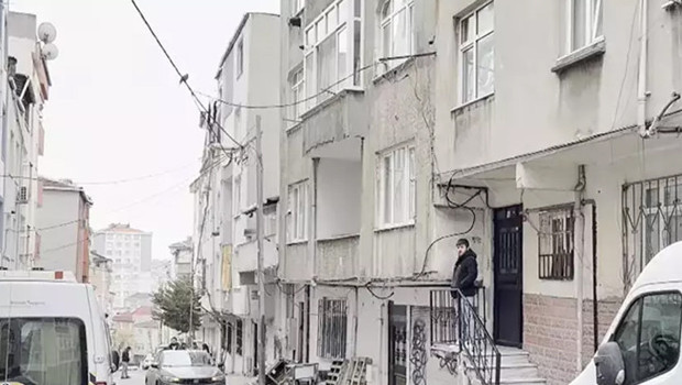 Bağcılar'da zehirlenme şüphesi: 3 kişi hayatını kaybetti, 1 kişi ağır yaralı