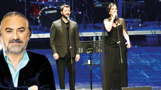 Volkan Konak şarkılarla anıldı