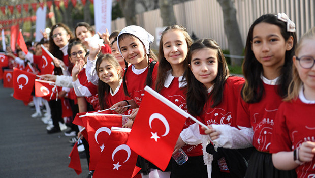 İkinci dönem ‘Bayrak Sevgisi’ temasıyla başlayacak