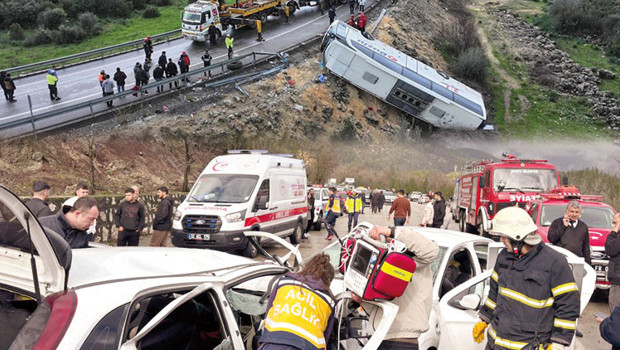 Antalya'da Feci Kazalar! 17 Can Hayatını Kaybetti mi?